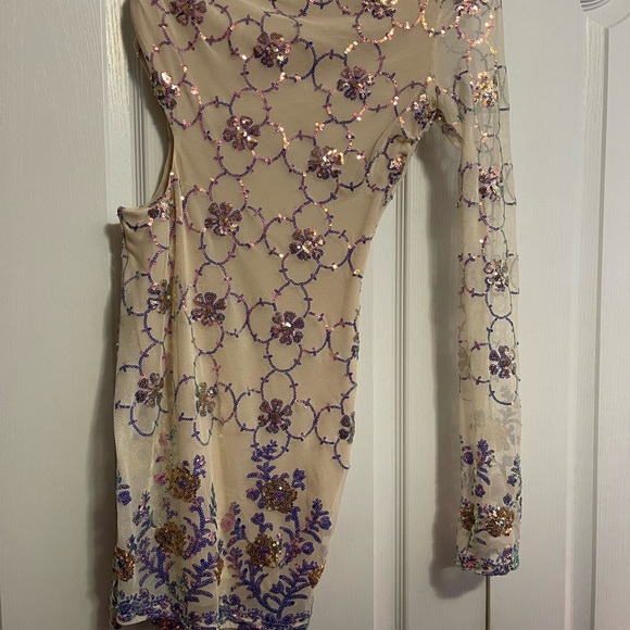 Lucy in the Sky Addison one shoulder cutout dress. - Picture 3 of 7